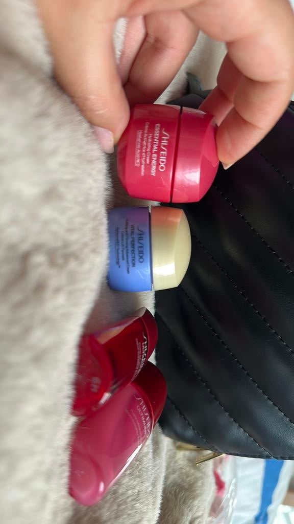 Shiseido creme’s serun, Ophalen of Verzenden