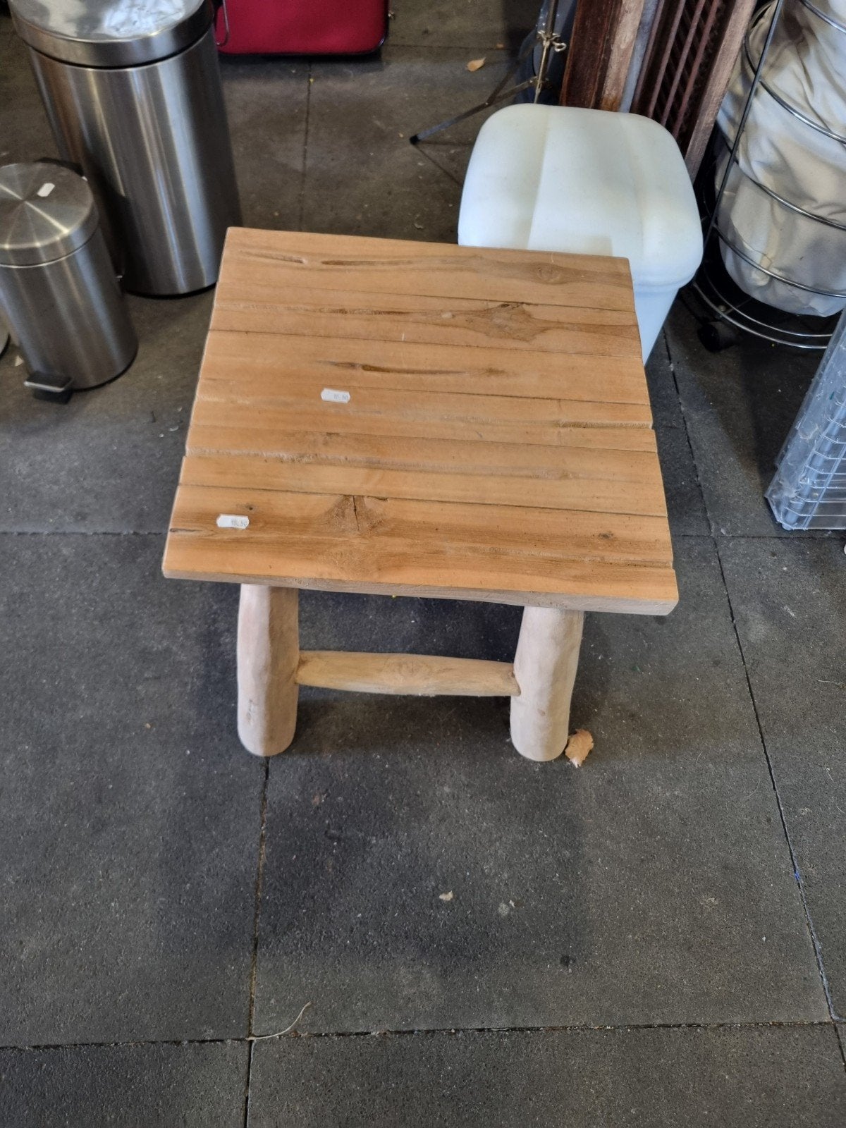 Houten Bijzettafel / Krukje - Rustiek Teakhout, Huis en Inrichting, Tafels | Bijzettafels, Gebruikt, Vierkant, Minder dan 45 cm