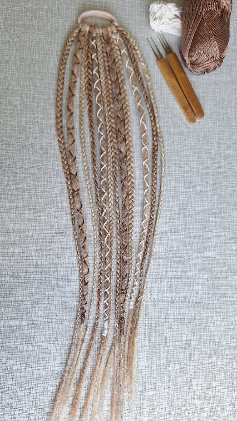 Ponytail synthetische vlechten en locks dreadlocks blond, Sieraden, Tassen en Uiterlijk, Uiterlijk | Haarverzorging, Ophalen of Verzenden