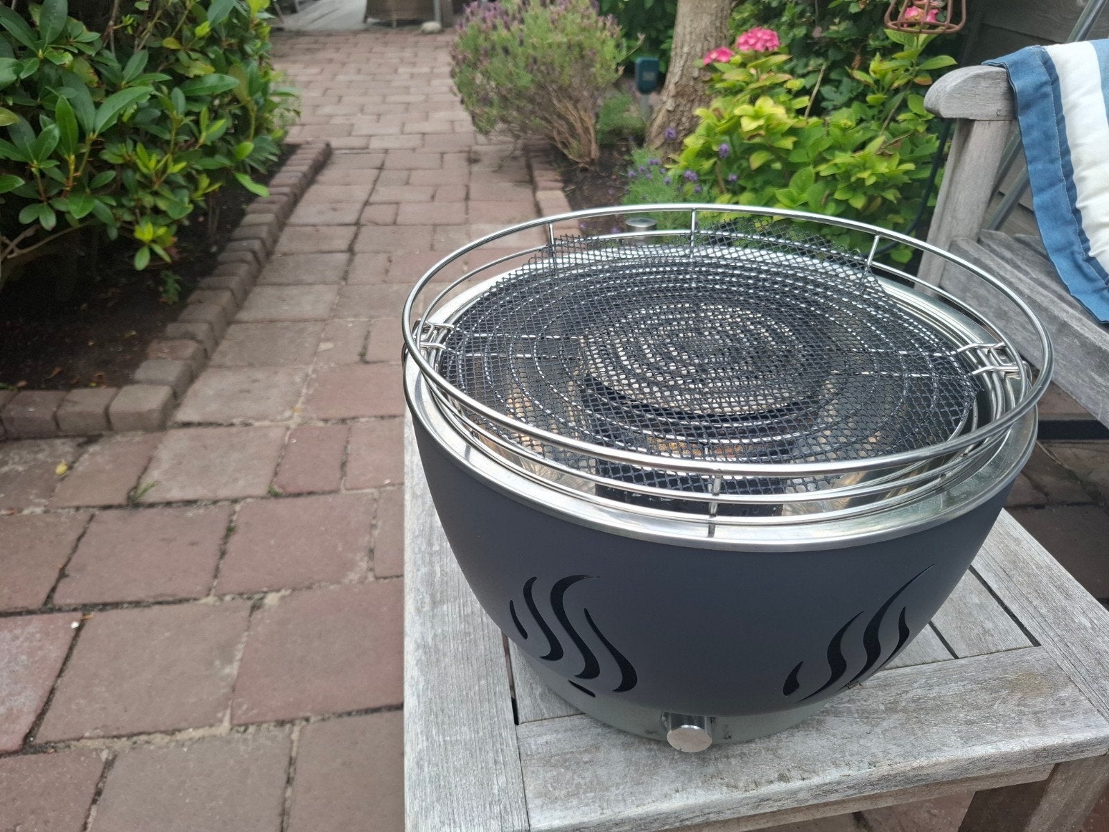 Houtskool tafelbarbecue met ventilator . Boot/Camping., Tuin en Terras, Ophalen, Zo goed als nieuw