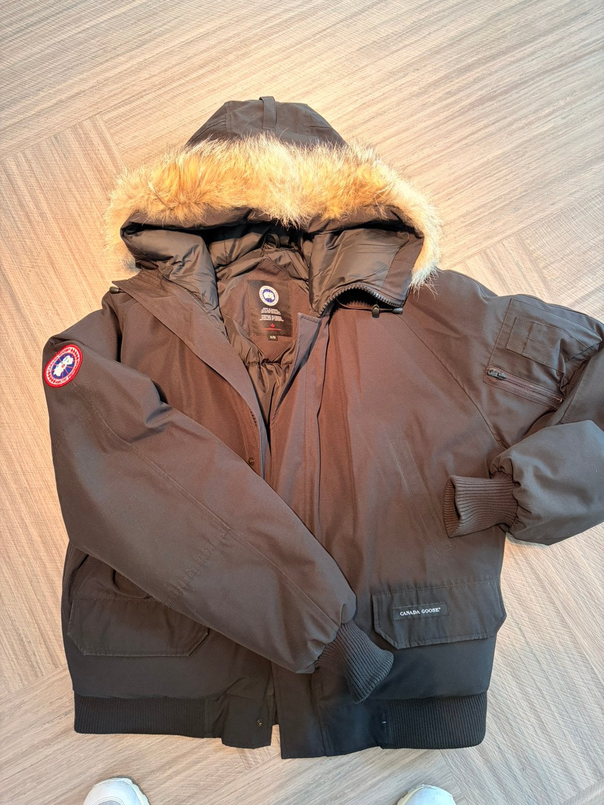 Canada Goose Bomber jacket, Ophalen of Verzenden, Zo goed als nieuw, Zwart