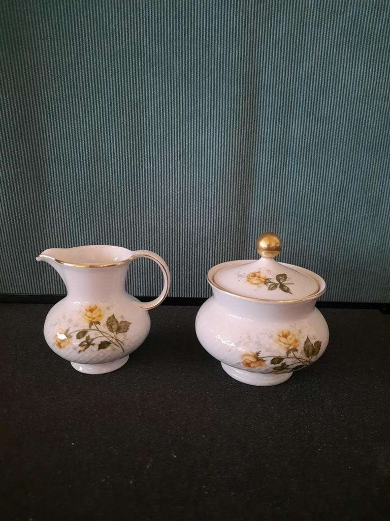 Annabell melkkannetje en suikerpot, Antiek en Kunst, Antiek | Porselein, Ophalen of Verzenden
