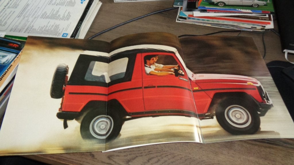 DIKKE Folder  MERCEDES  G Modellen  ,  10-1984, Verzenden, Nieuw, Mercedes