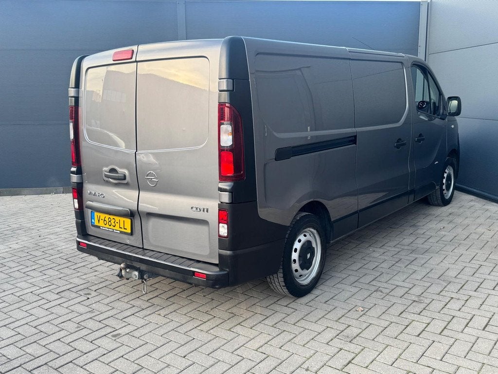 Opel Vivaro 1.6 CDTI L2H1 Edition 120 PK / Export, Auto's, Bestelauto's, LED verlichting, 15 km/l, Gebruikt, Euro 6