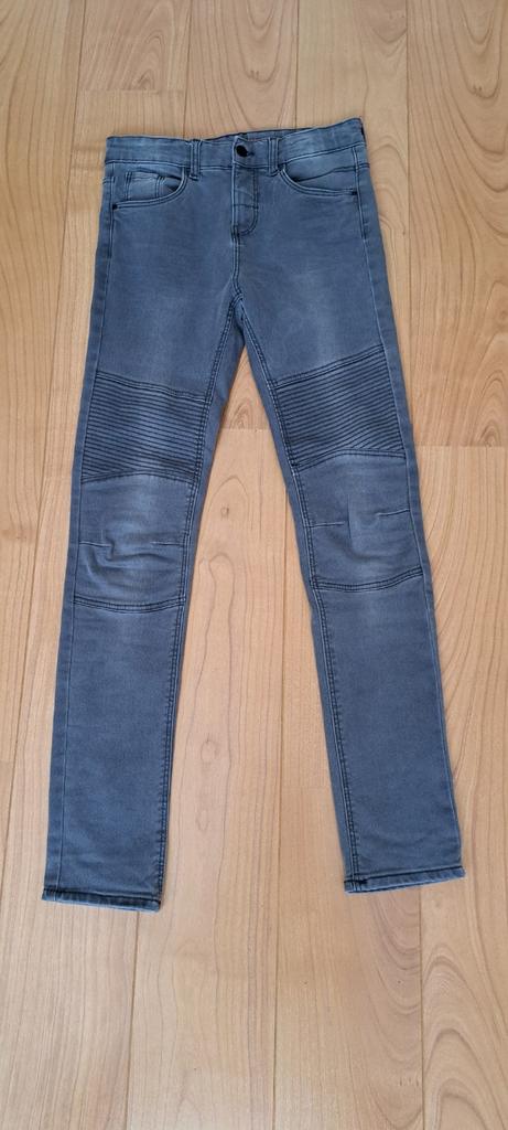 Skinny biker jeans Hema grijs maat 164 in nieuwstaat, Broek, Ophalen of Verzenden, Zo goed als nieuw, Hema