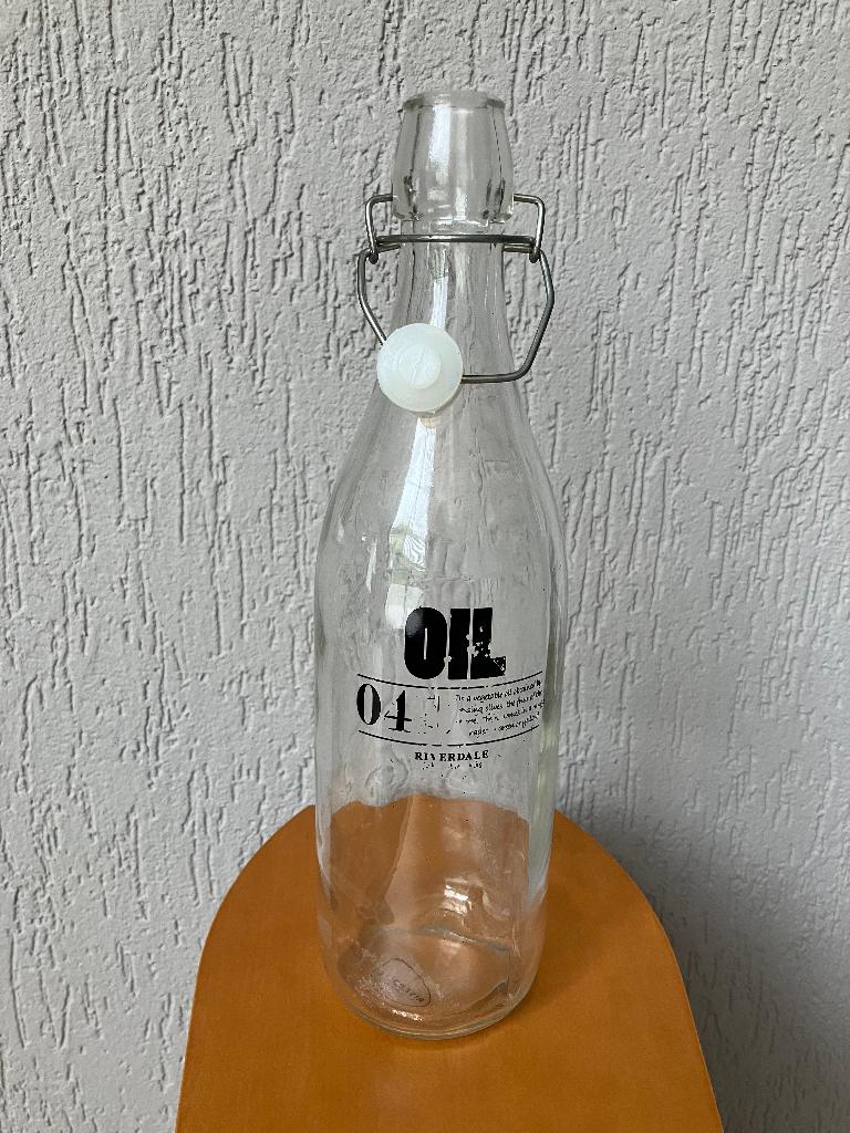 Riverdale Oil fles afsluitbaar, Overige typen, Ophalen of Verzenden, Gebruikt, Glas