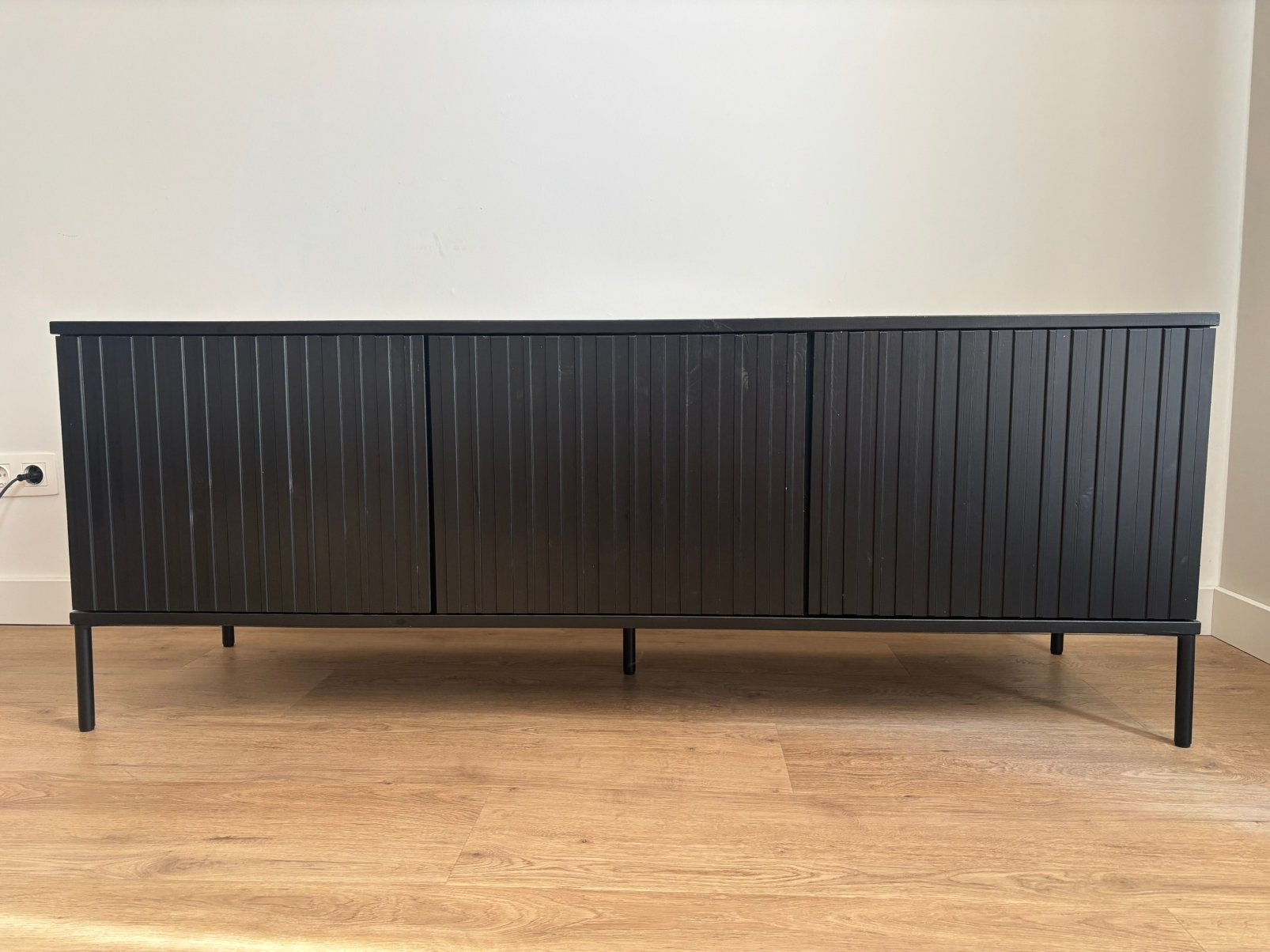 WOOOD New Gravure tv meubel, Ophalen, Gebruikt, 25 tot 50 cm, Met deur(en)