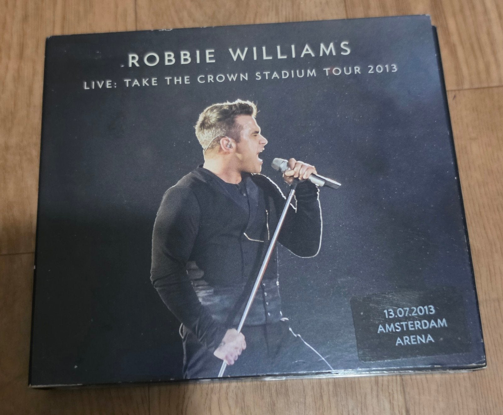Robbie Williams Live Take The Crown Stadium tour 2013 Arena, Boeken, Ophalen of Verzenden