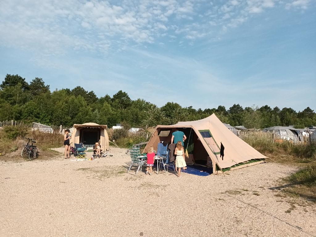 Tent voor gezin/familie. Merk: Vrijbuiter, Stormvogel., Caravans en Kamperen, Ophalen, Gebruikt, Tot en met 6