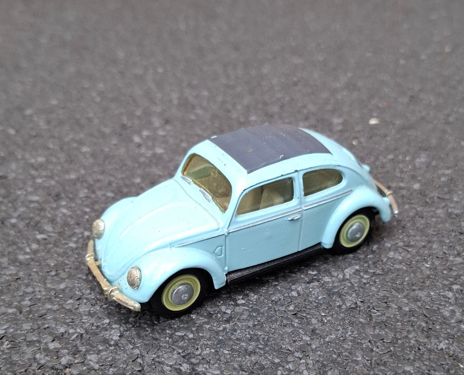 Dinky Matchbox Kever Schaal 1:43, Ophalen of Verzenden