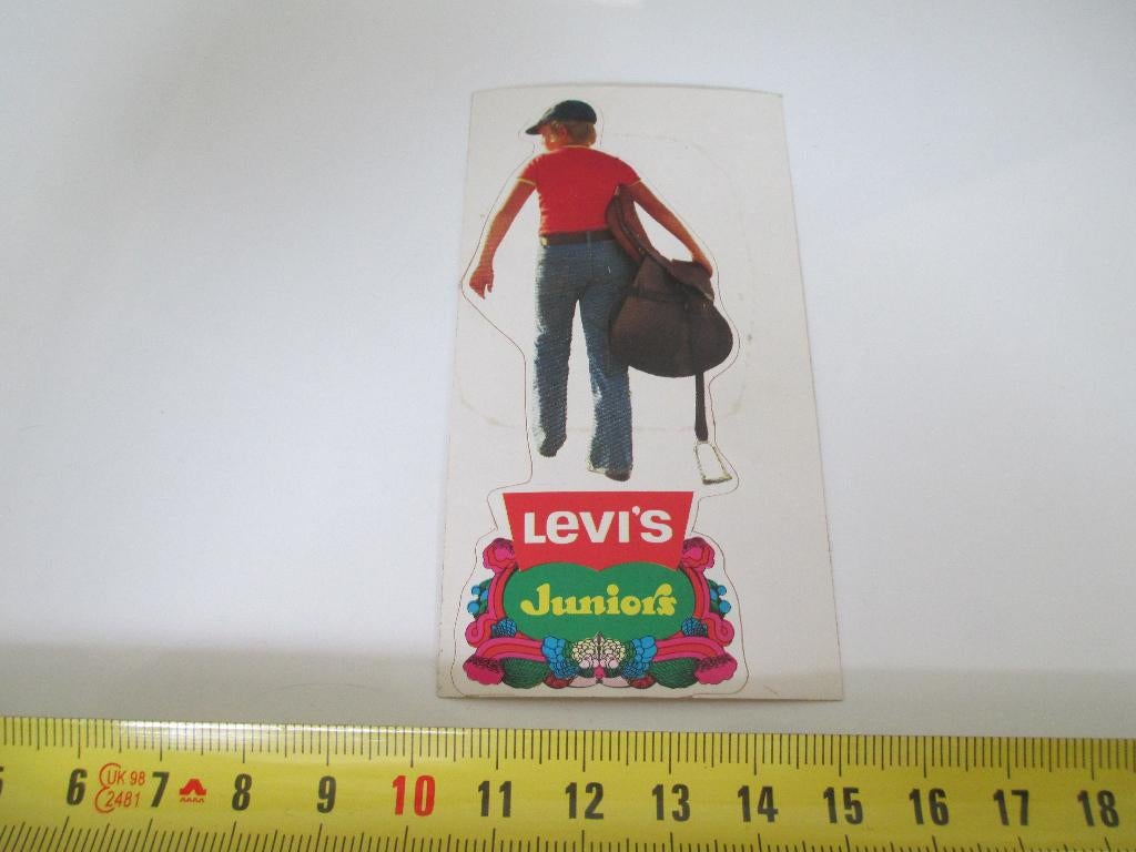 sticker LEVI'S Junior's, Verzamelen, Stickers, Ophalen, Zo goed als nieuw