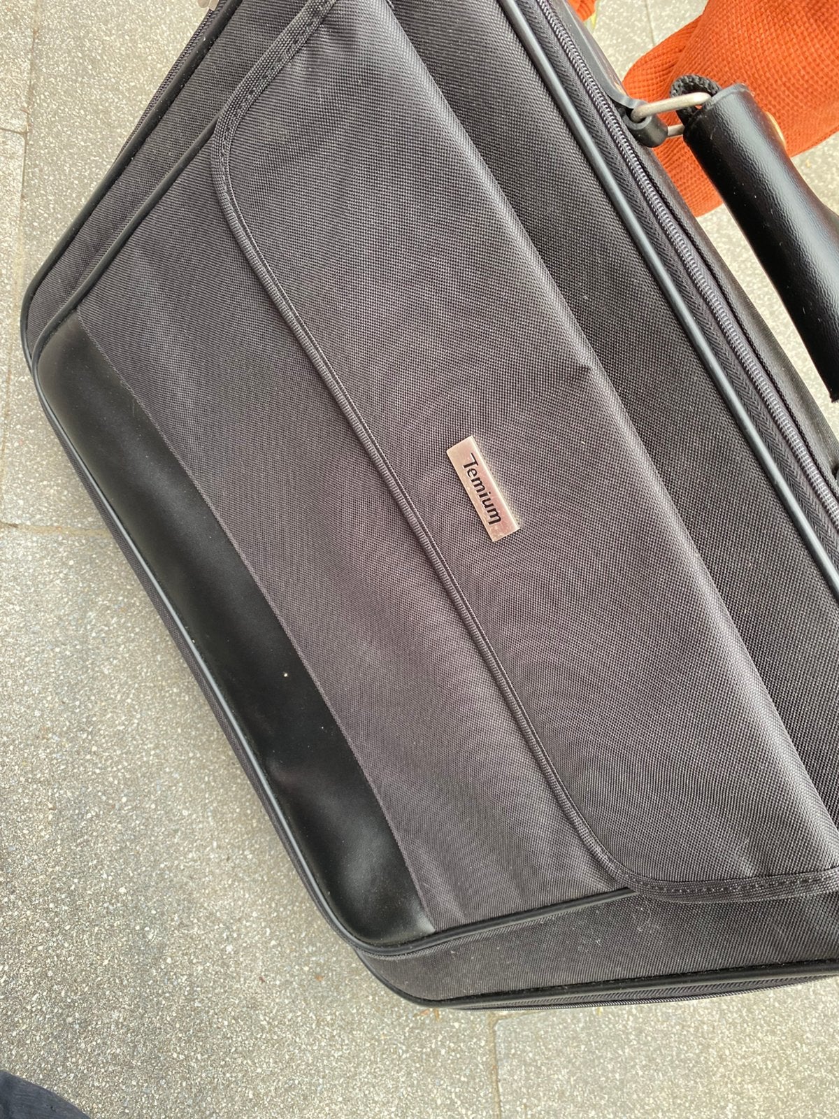 Temium laptoptas, Computers en Software, Ophalen, 17 inch of meer, Zo goed als nieuw