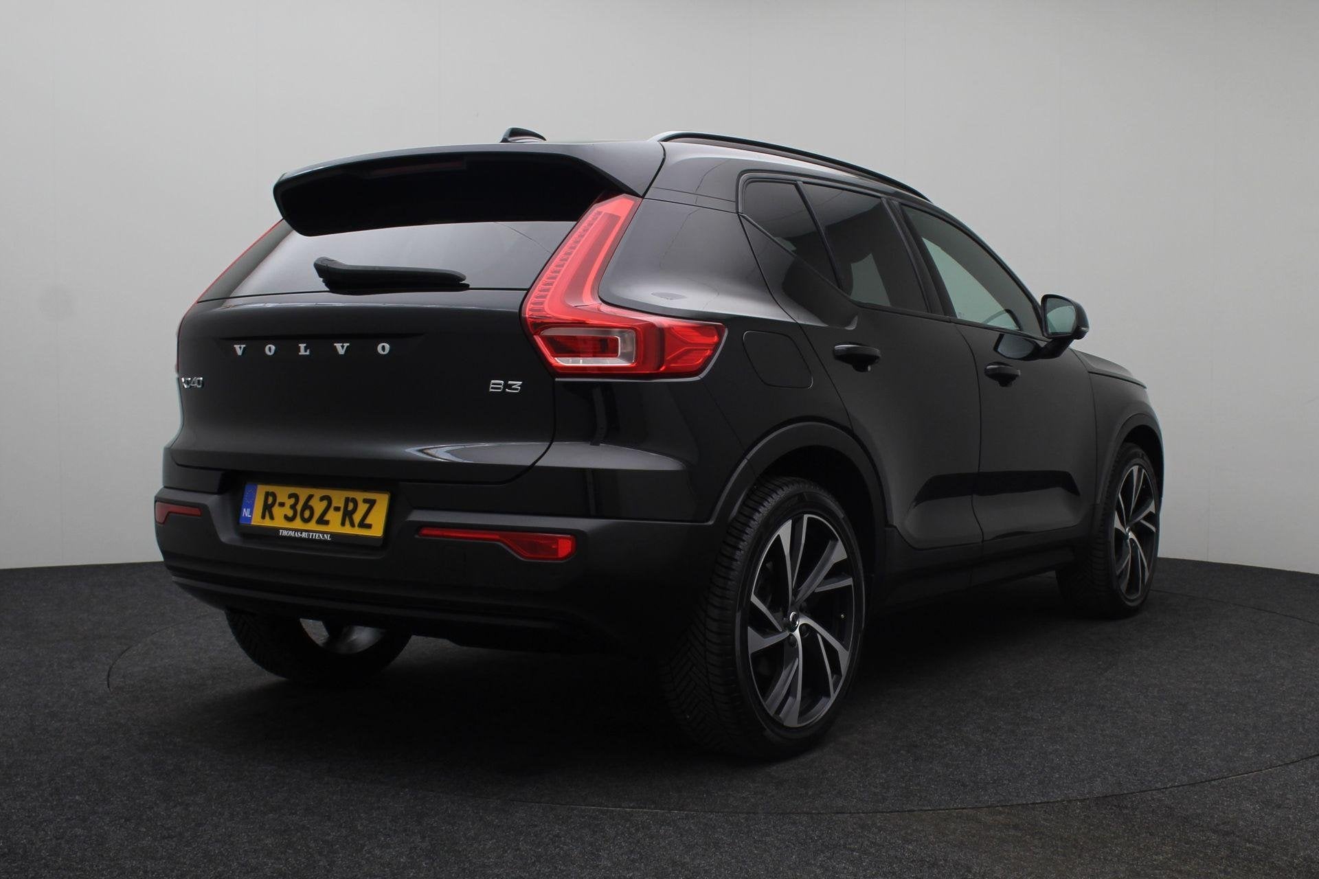 Volvo XC40 2.0 B3 R-Design 2022 NAP | 360 Camera | Harman Ka, Auto's, Gebruikt, Euro 6, 4 cilinders, 1969 cc