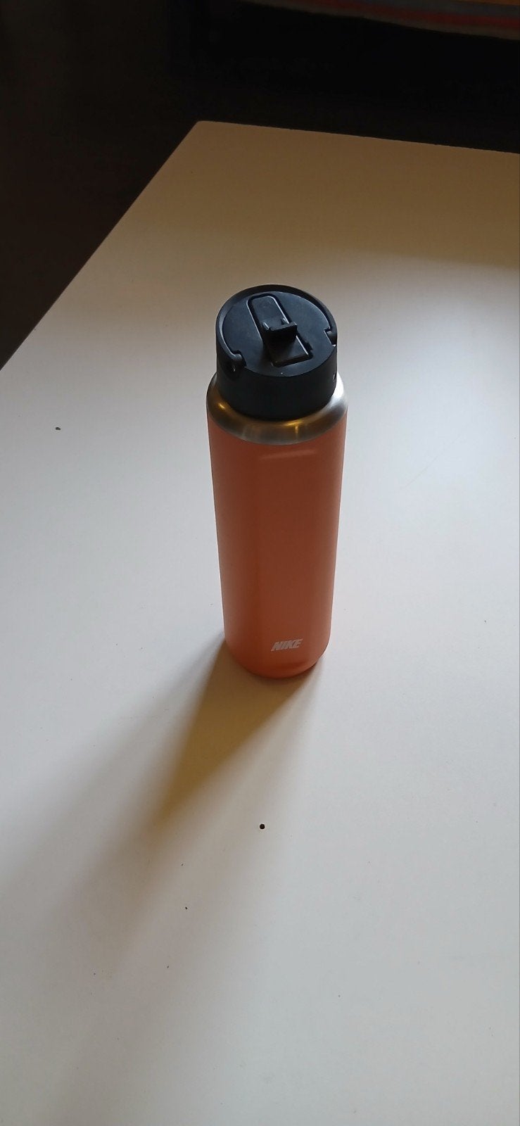 Nike Recharge Straw 709ml Fles Orange €4,50 in A'dam ophalen, Ophalen of Verzenden, Zo goed als nieuw