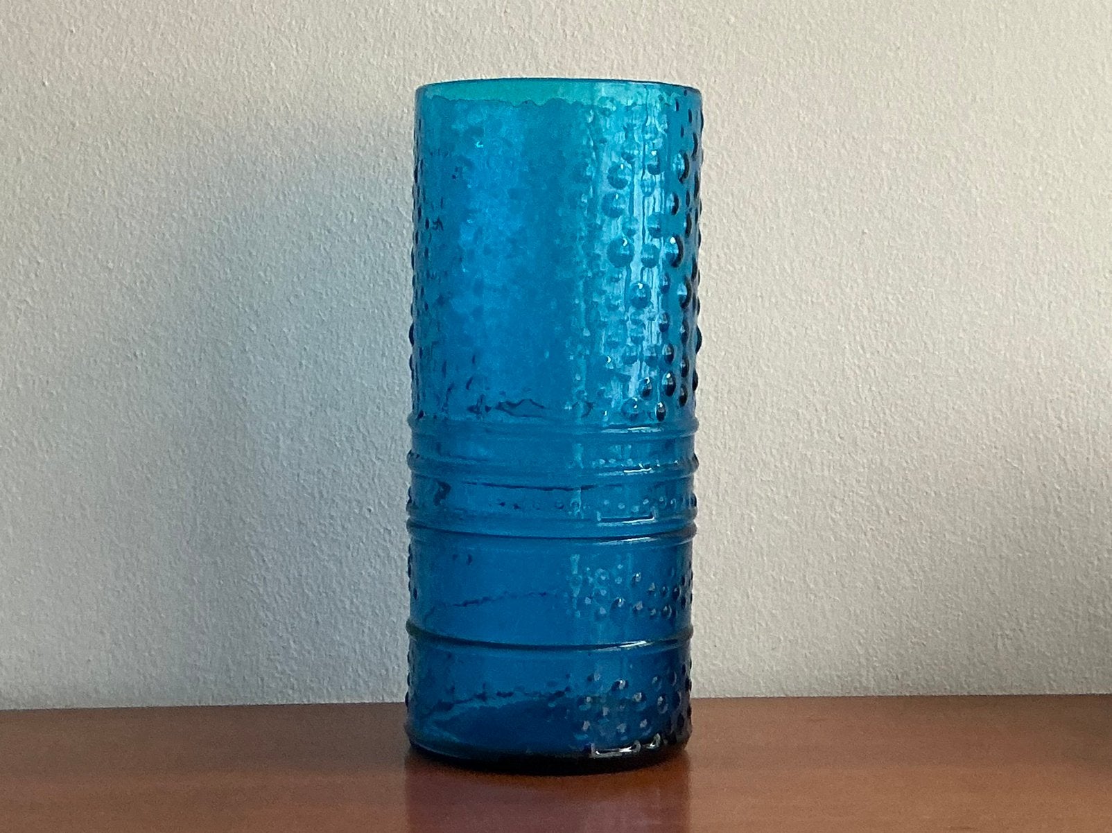 Willem Heesen: blauwe 'Structure' vaas Leerdam ca. 1970, Ophalen of Verzenden, Zo goed als nieuw, Transparant