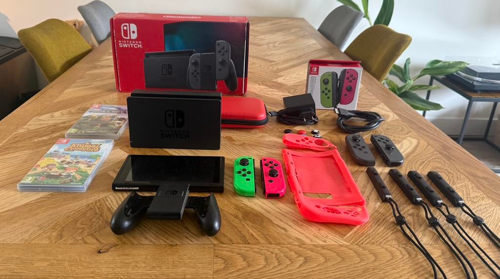Nintendo Switch 1, games 2, extra Joy-Cons (compleet pakket), Spelcomputers en Games, Spelcomputers | Nintendo Switch, Gebruikt