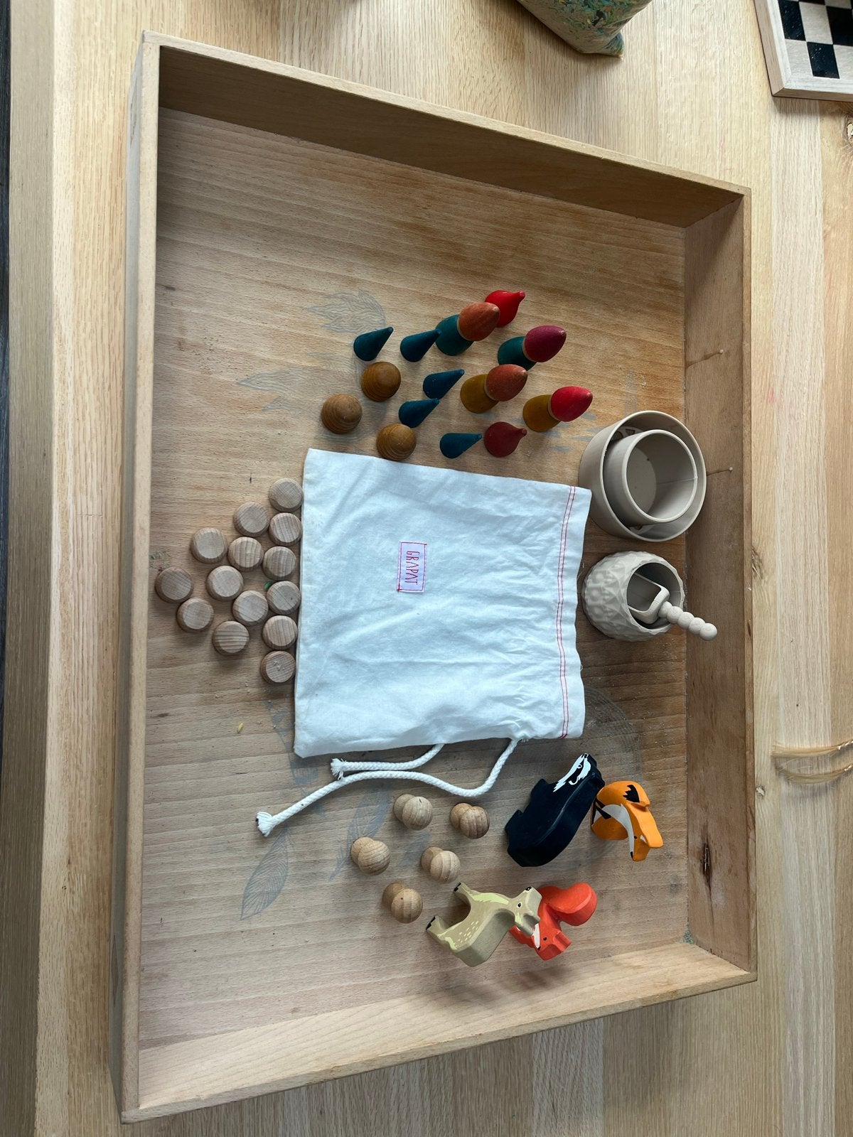GRAPAT Houten Set: Speelbak, Nins, Paddestoelen, Dieren, Ophalen, Zo goed als nieuw, Jongen of Meisje