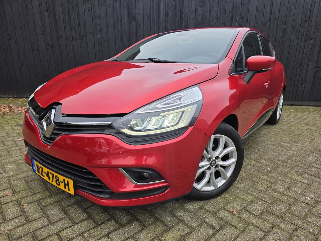 Renault Clio 1.2 TCe Intens (bj 2018, automaat), Auto's, Renault, Gebruikt, Leder en Stof, 49 €/maand, Origineel Nederlands