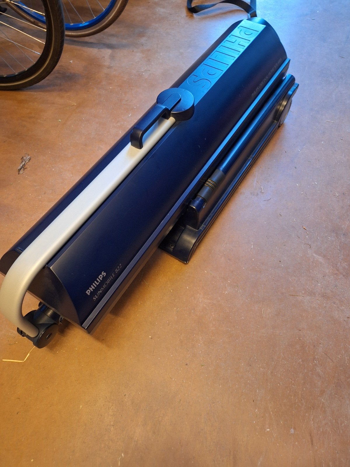 Philips Sunmobile 822 Zonnebank - Zo goed als nieuw, Ophalen, Zo goed als nieuw, Zonnebank dubbelzijdig, Minder dan 10 lampen