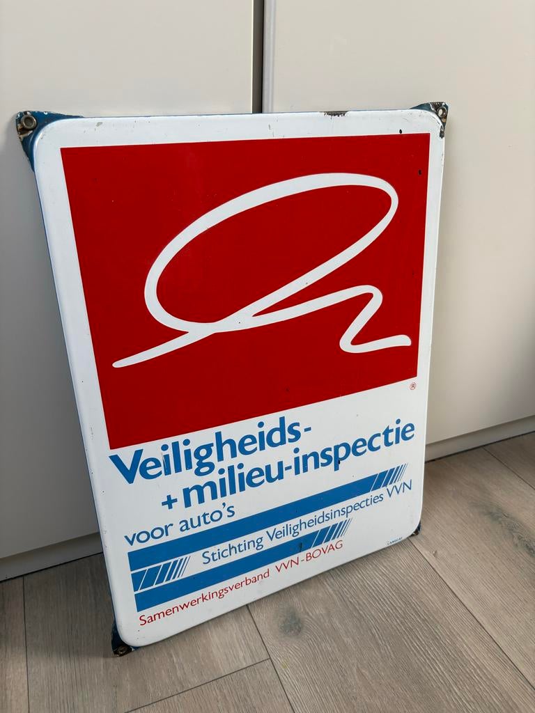 Emaille VVN wandbord Veiligheids + milieu-inspectie, Verzamelen, Merken en Reclamevoorwerpen, Verzenden, Gebruikt, Reclamebord