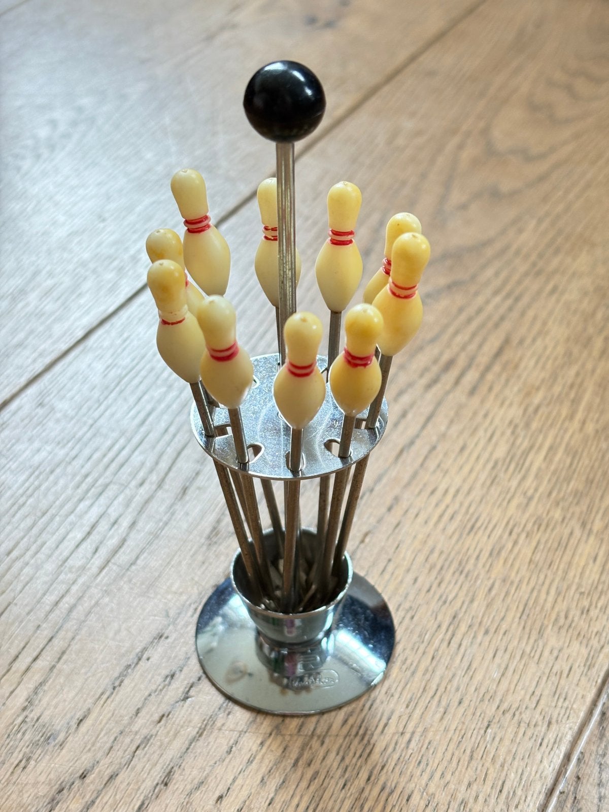 Bowling pin cocktail forks from the 70’s, Ophalen of Verzenden, Huis en Inrichting