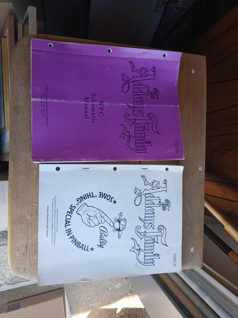Boek en schema's The Addams Family flipperkast Bally WPC, Ophalen of Verzenden