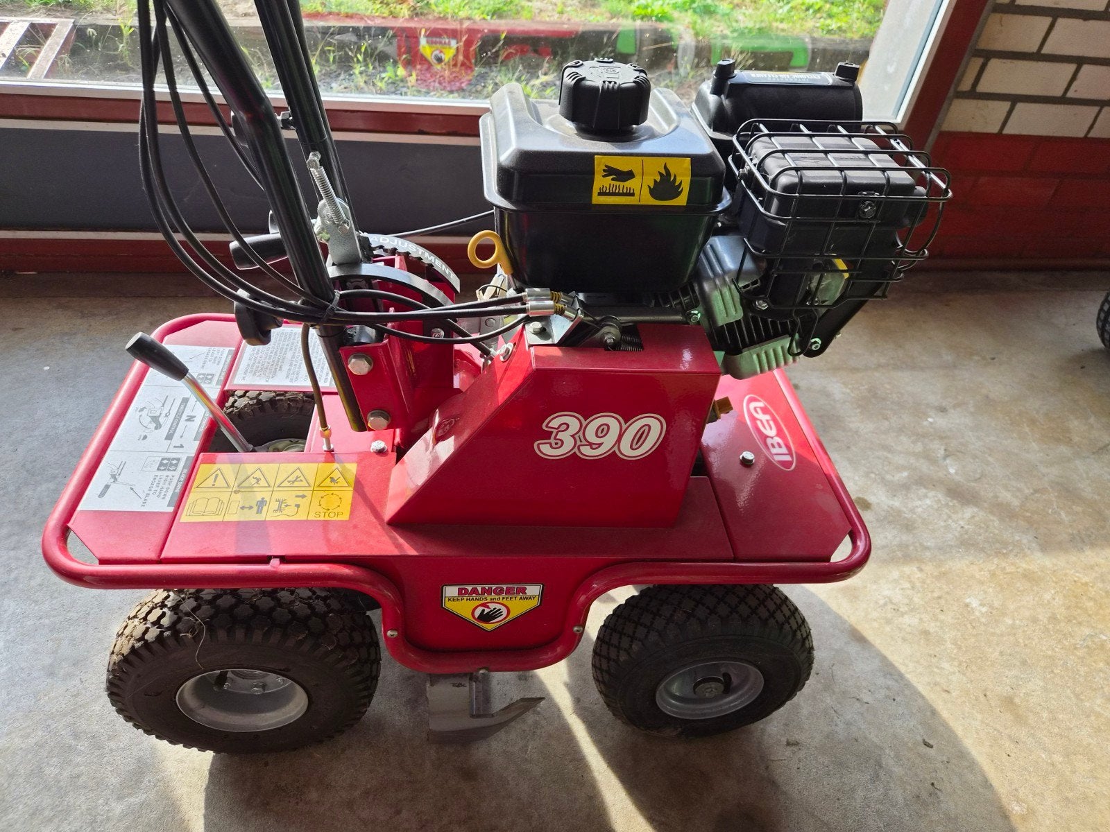 IBEA 390 Benzine Graszodensnijder - Zo goed als nieuw, Ophalen, Zo goed als nieuw, IBEA