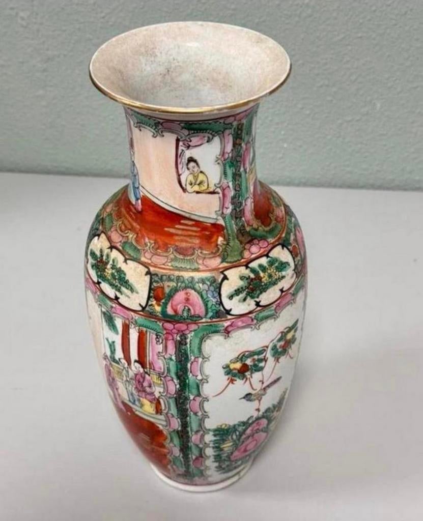 Antiek Famille Rose chinese Vaas Chinees medaillon Porselein, Antiek en Kunst, Antiek | Vazen, Ophalen of Verzenden