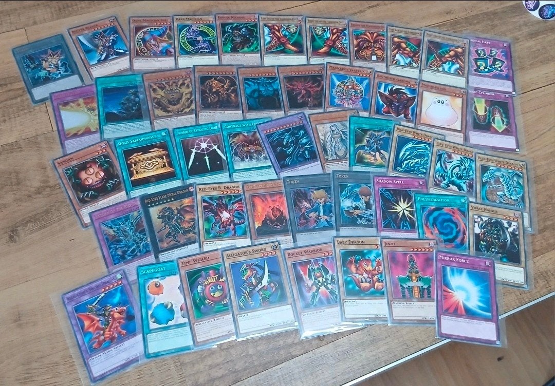 Iconische Yu-Gi-Oh! Kaarten - Zeldzame Collectie, Ophalen of Verzenden, Gebruikt, Meerdere kaarten, Foil