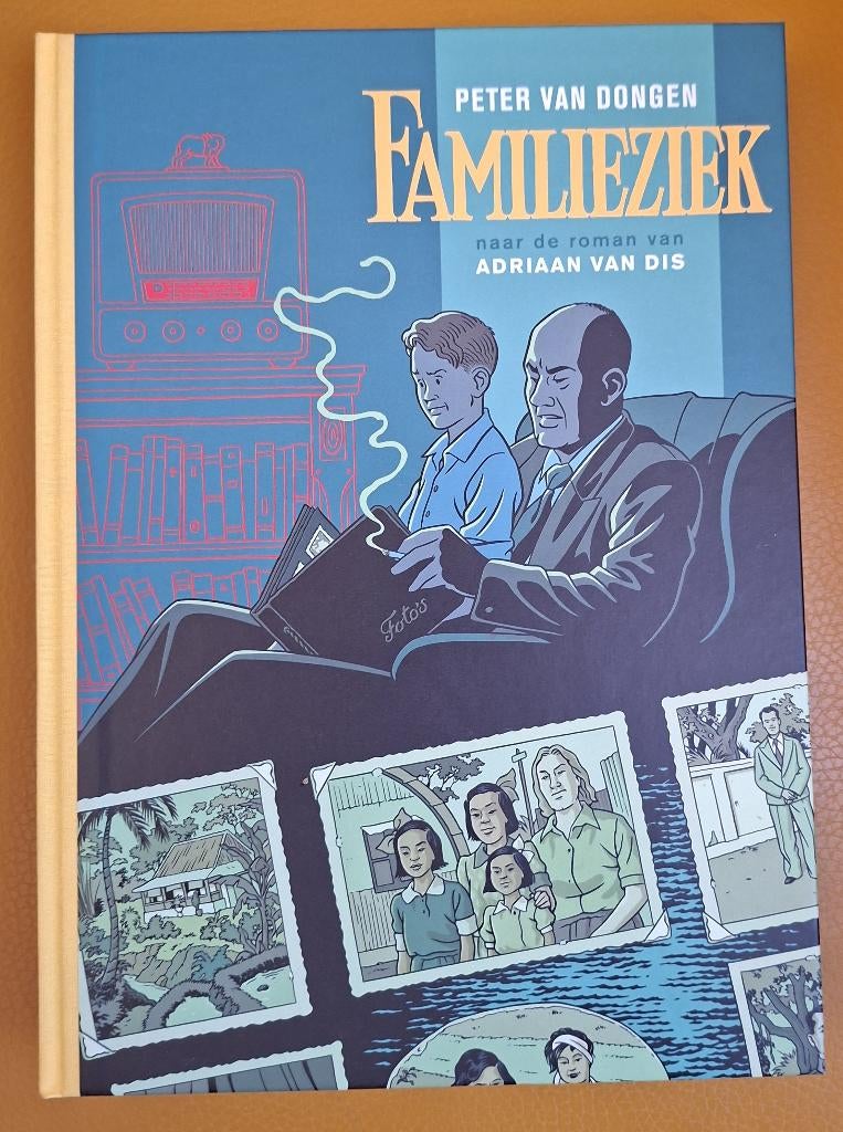 Familieziek (van Dongen), Boeken, Stripboeken, Eén stripboek, Ophalen of Verzenden, Zo goed als nieuw, Peter van Dongen/ Adriaan van Dis