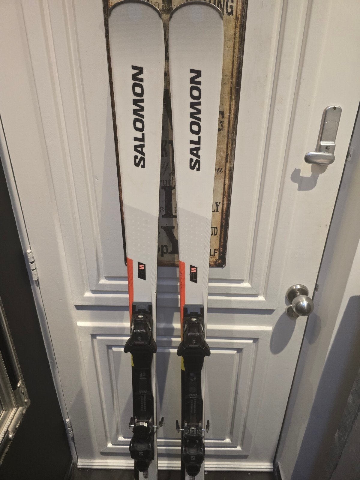 175cm SALOMON S MAX 24 ENDURANCE ALL ROUND n690€, Sport en Fitness, Skiën en Langlaufen, 160 tot 180 cm, Zo goed als nieuw, Carve