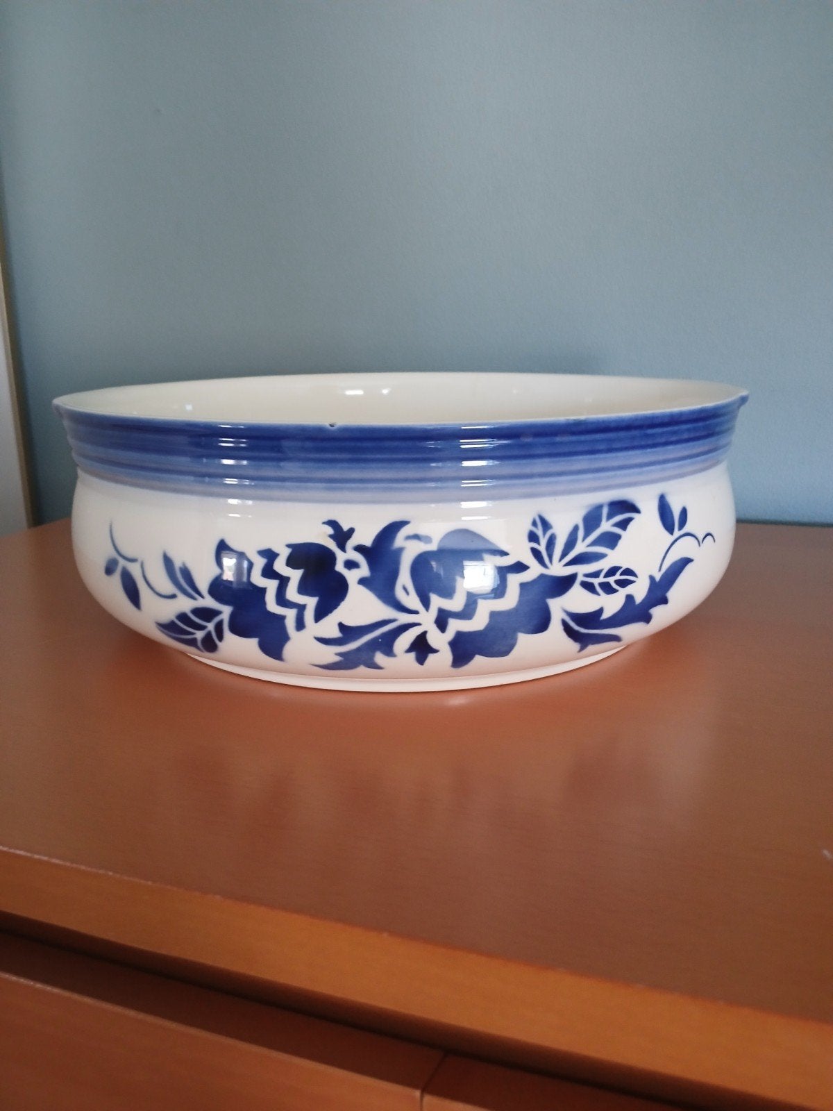 Grote vintage blauw-witte aardewerk schaal - model Yvonne, Ophalen