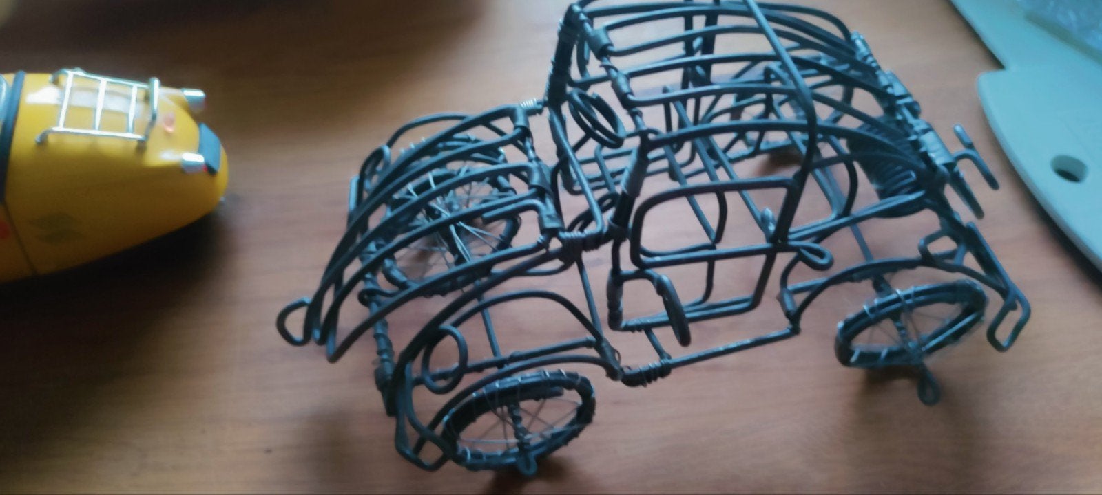 Unieke Volkswagen Kever draadsculptuur, Overige merken, Gebruikt, Auto, Groter dan 1:32