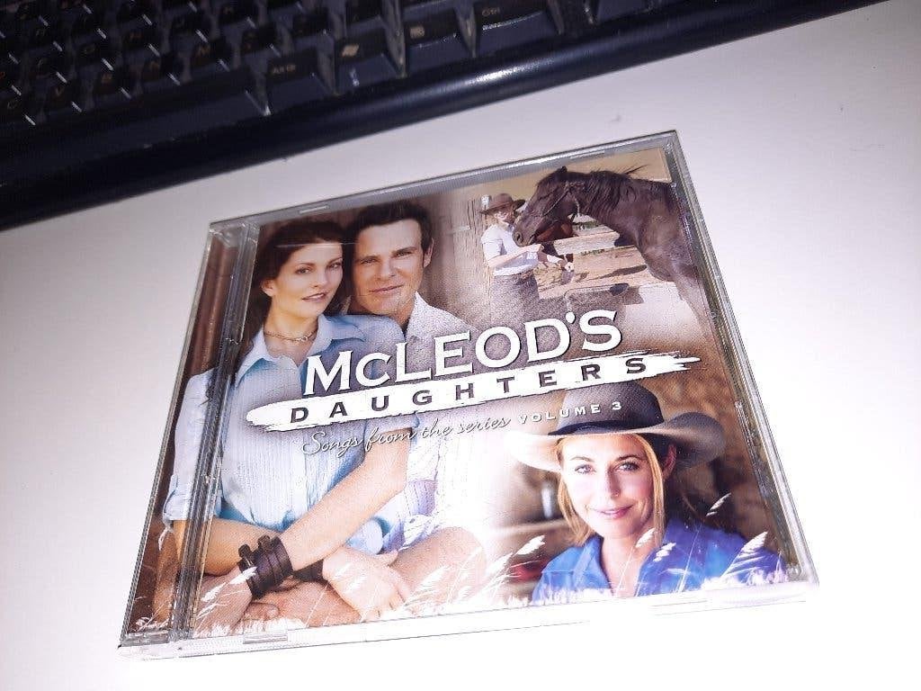 CD RARE McLeod's Daughters Songs From The Series Volume 3, Ophalen, Zo goed als nieuw