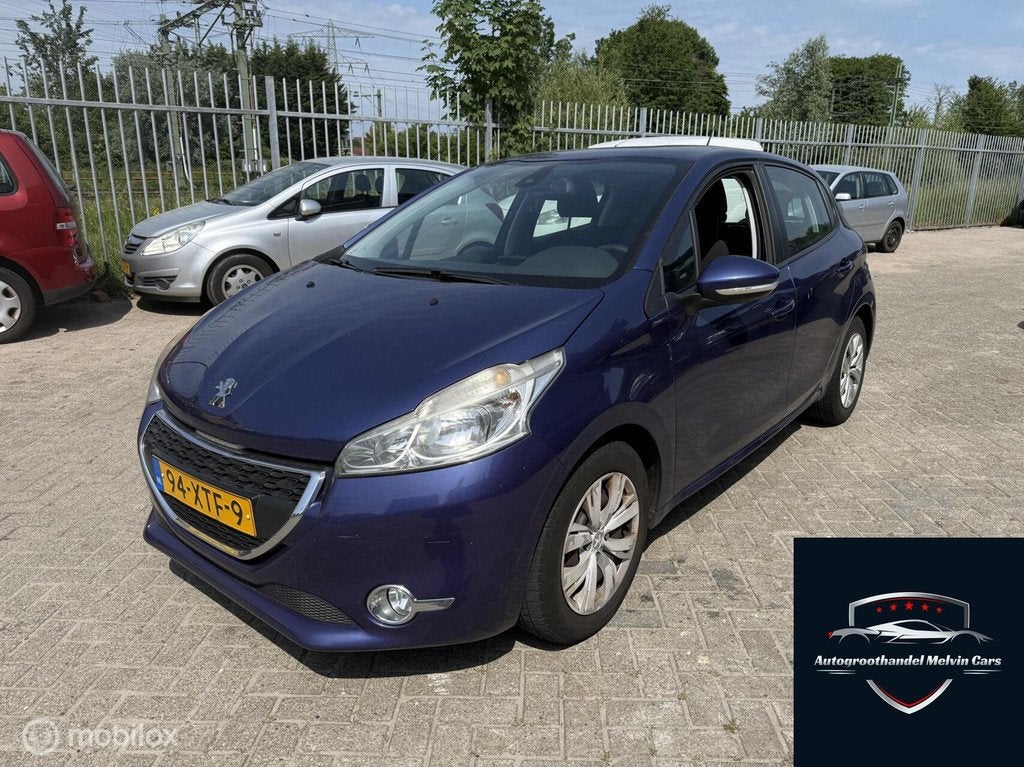 Peugeot 208 1.2 VTi Blue Lease Airco EXPORT, Voorwielaandrijving, Euro 5, Stof, Gebruikt