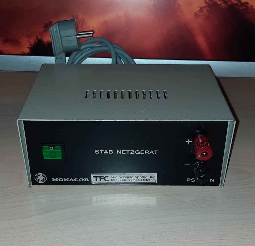 MONACOR PS-126 N Lineair gestabiliseerde GELIJKSTROOMVOEDING, Ophalen of Verzenden, Gebruikt