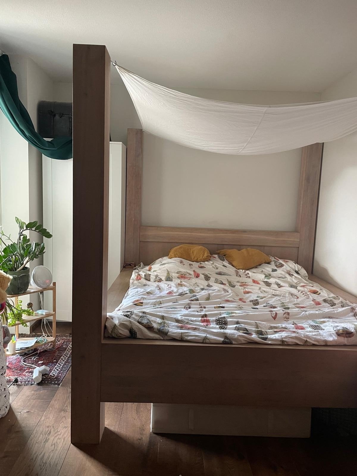 Goossens hemelbed met Jysk matras platform - Massief eiken, Ophalen, Gebruikt, Bruin, Tweepersoons