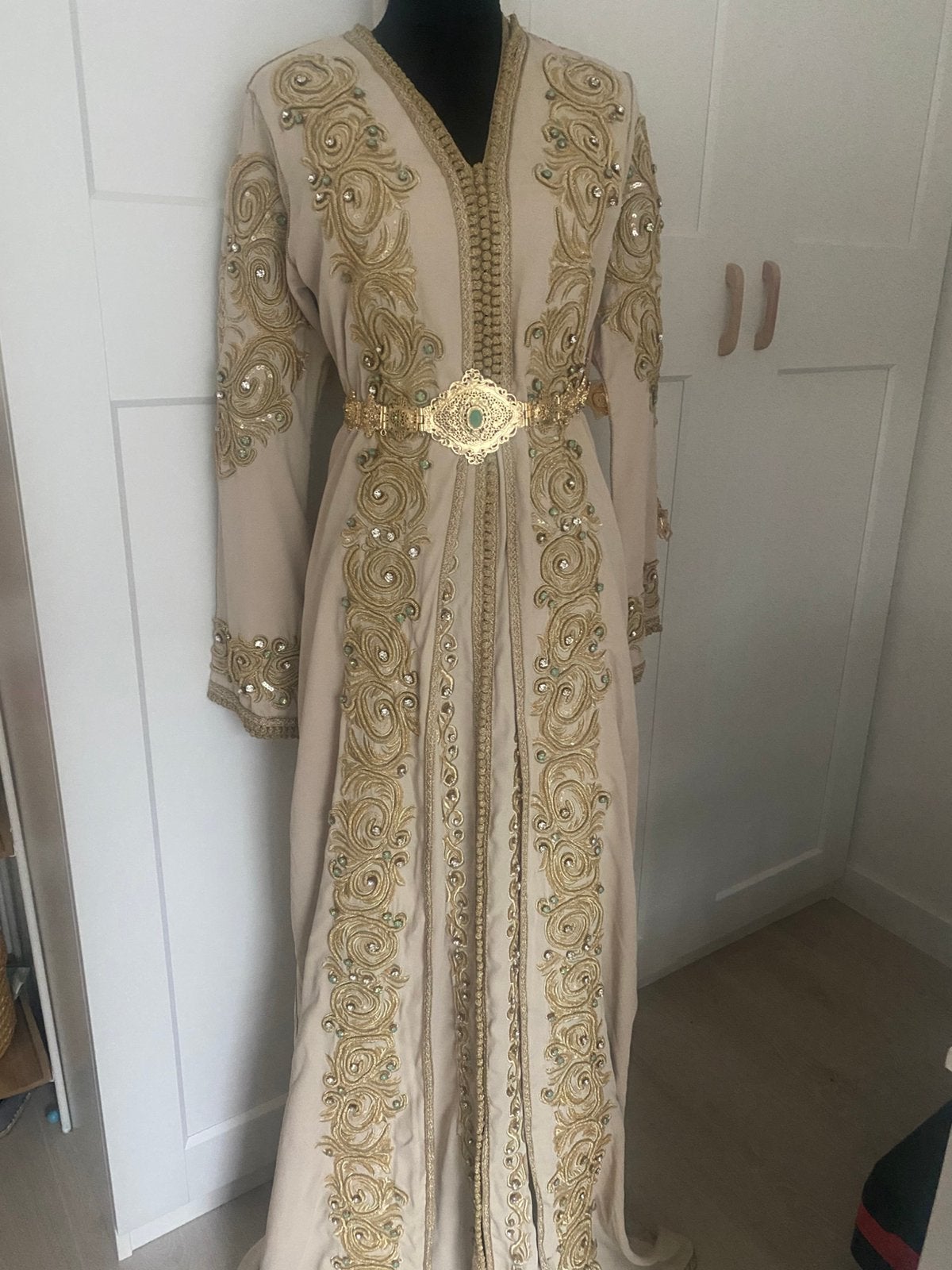 Takchita marokkaanse jurk, Overige typen, Beige, Ophalen of Verzenden, Maat 34 (XS) of kleiner