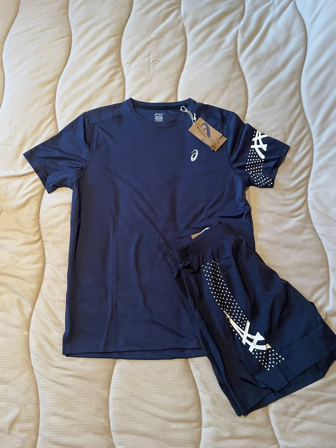 Asics zomerset donkerblauw(maat M), Kleding | Heren, Heren-kledingpakketten, Ophalen of Verzenden, Nieuw
