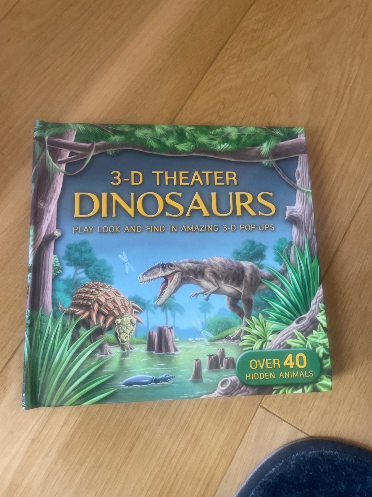 3-D Theater Dinosaurus Pop-Up Boek, Boeken, Ophalen of Verzenden, Zo goed als nieuw, Non-fictie