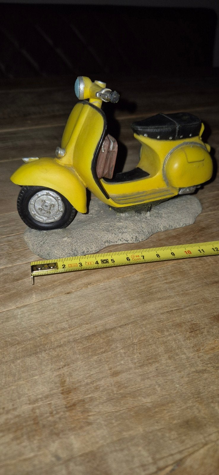 Shudehill Giftware Vespa scooter oldtimer..zeldzaam, Ophalen, Auto