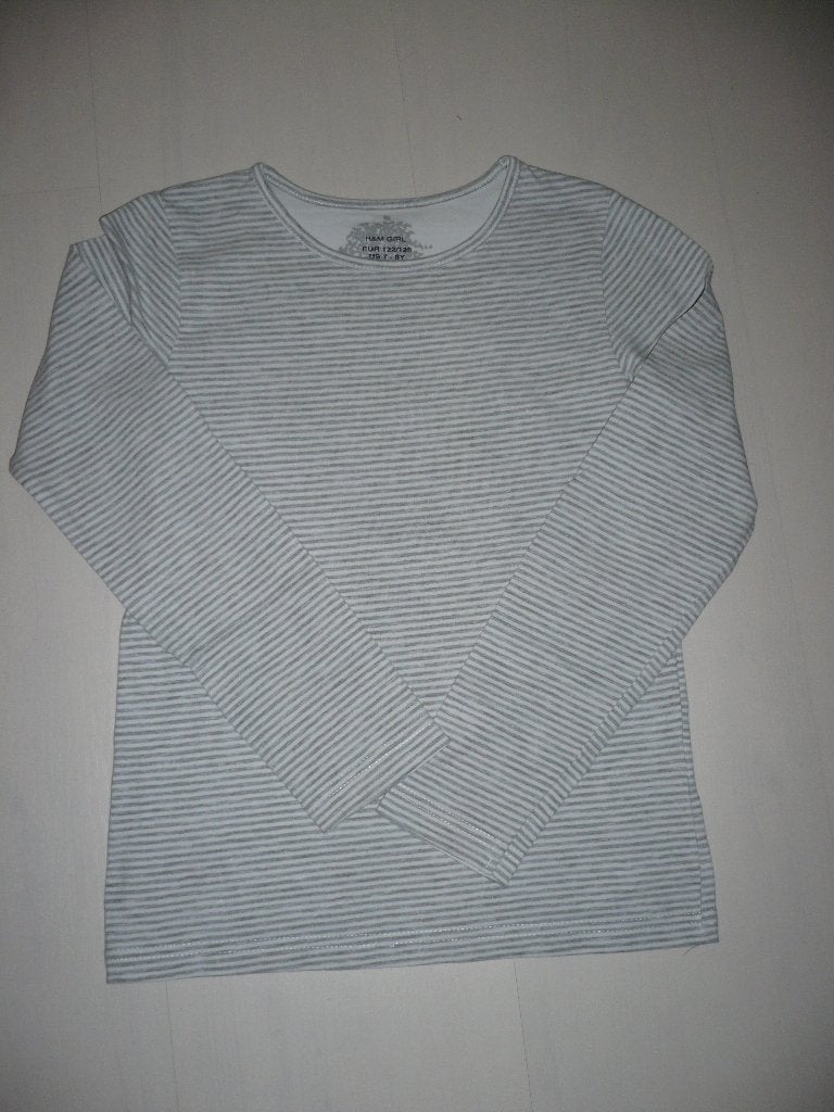 Shirt streep H&M wit grijs maat 122/128 ZGAN, Ophalen of Verzenden, Zo goed als nieuw, Meisje, Shirt of Longsleeve