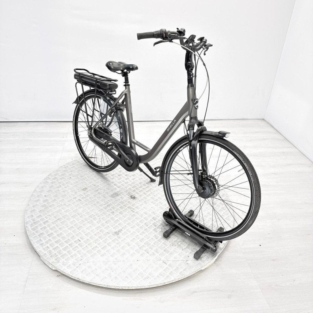 Stella Livorno | 7.747 km | 468 Wh Dames grijs 57cm 2022, Fietsen en Brommers, Elektrische fietsen, Overige merken, Gebruikt, -