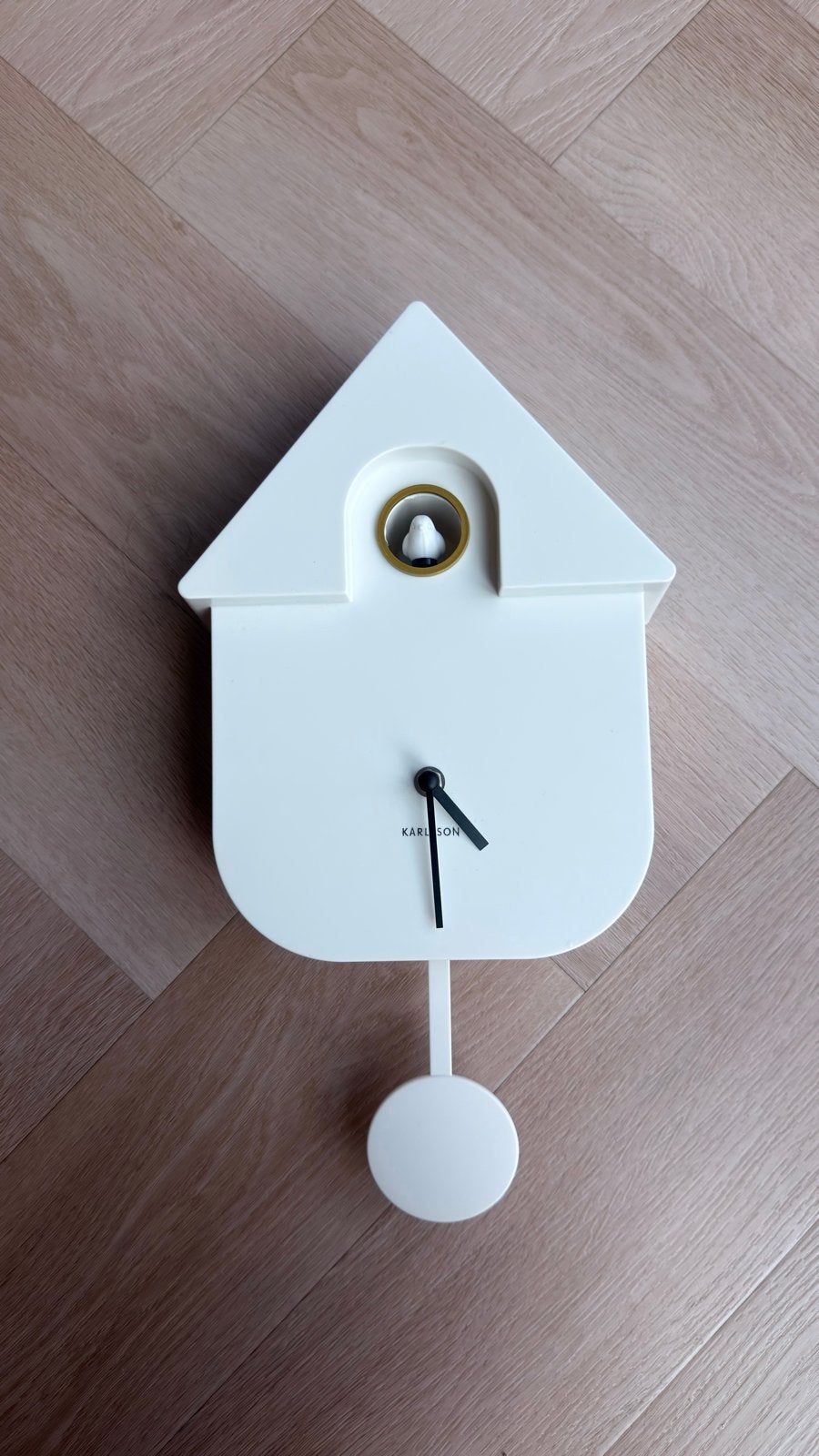 Karlsson klok in nieuwstaat, Huis en Inrichting, Ophalen, Wandklok, Wit, Met slinger