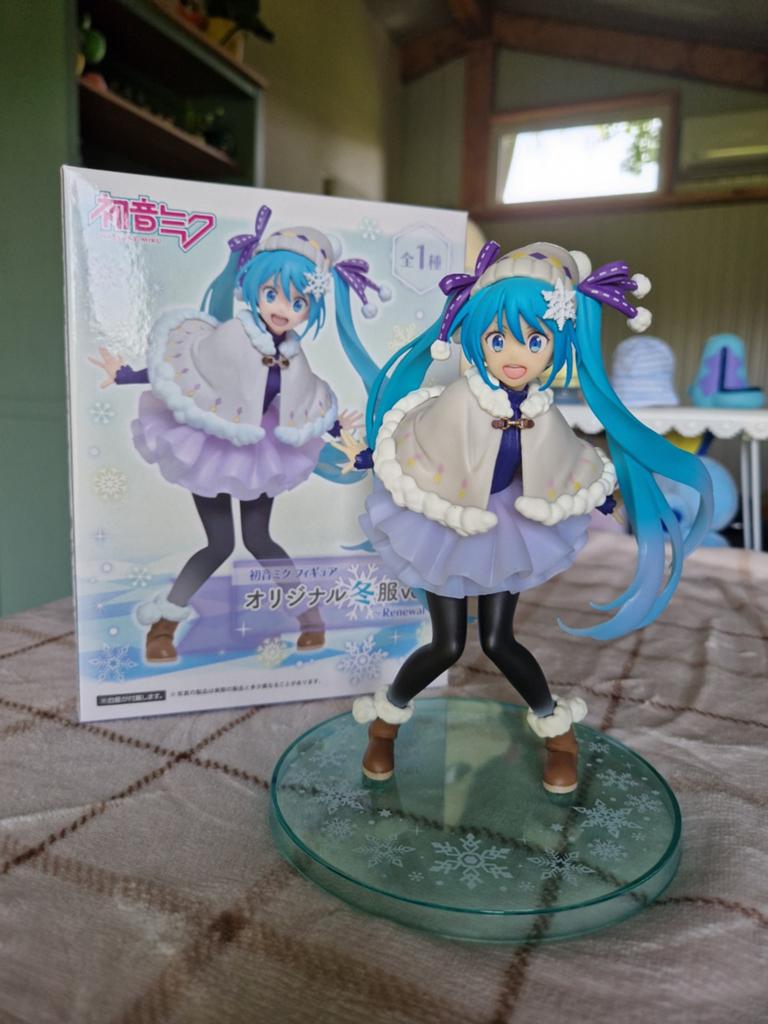 Hatsune Miku original Winter Clothes renewal Ver., Ophalen of Verzenden, Zo goed als nieuw