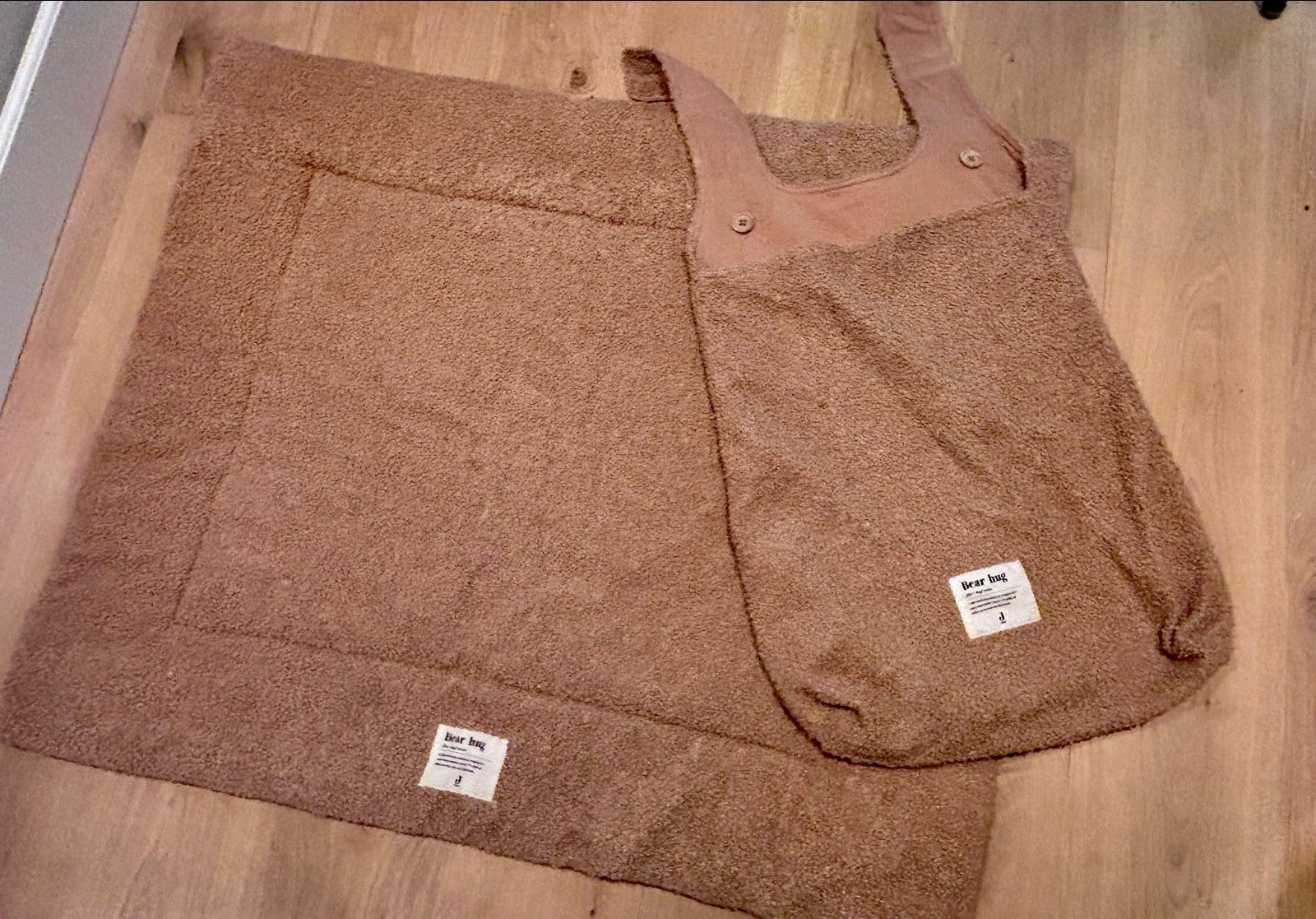 Jollein "Bear Hug" Boucle boxkleed en bijpassende boxzak, Ophalen of Verzenden, Gebruikt, Rechthoekig, Boxkleed