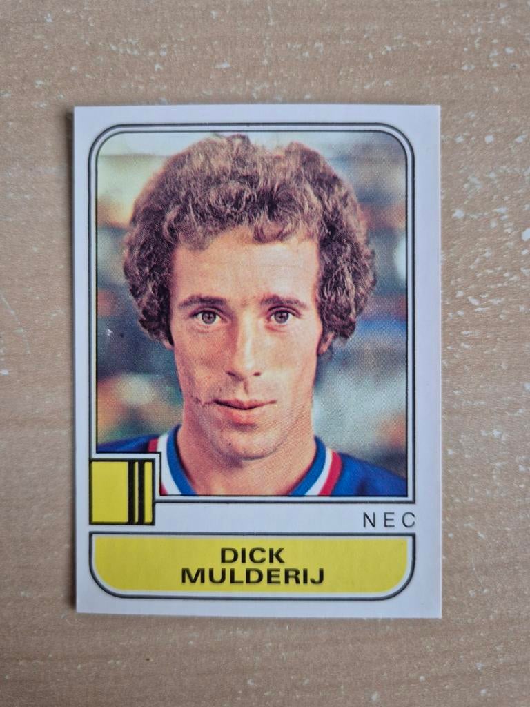 Panini Voetbal 82 Dick Mulderij NEC, Ophalen of Verzenden, Zo goed als nieuw, Overige binnenlandse clubs, Poster, Plaatje of Sticker