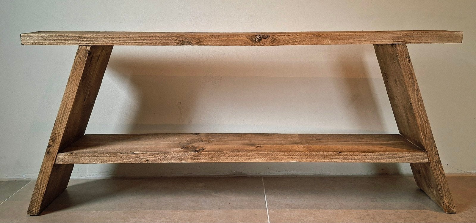 Landelijke sidetable – Handgemaakt, Huis en Inrichting, Woonaccessoires | Wandplanken en Boekenplanken, Ophalen, Nieuw