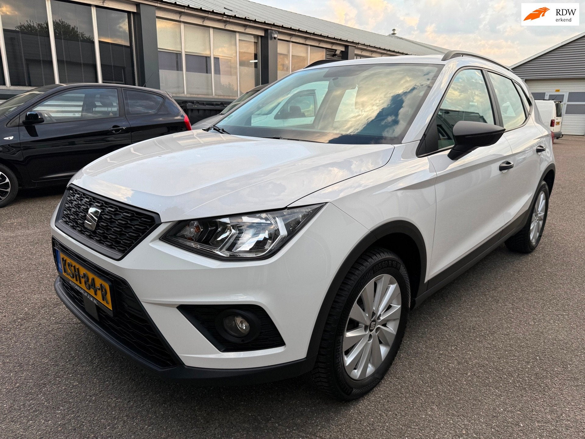 Seat ARONA 1.0 TSI Style Launch Edition 2018 Eerste eigenaar, Auto's, Voorwielaandrijving, Stof, Gebruikt, Wit