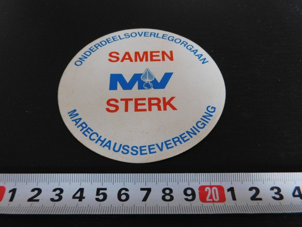 sticker Politie KMAR Leger Samen sterk Marechausseevereni *, Ophalen, Zo goed als nieuw